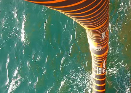 Floating hose for Oil and gas transfer