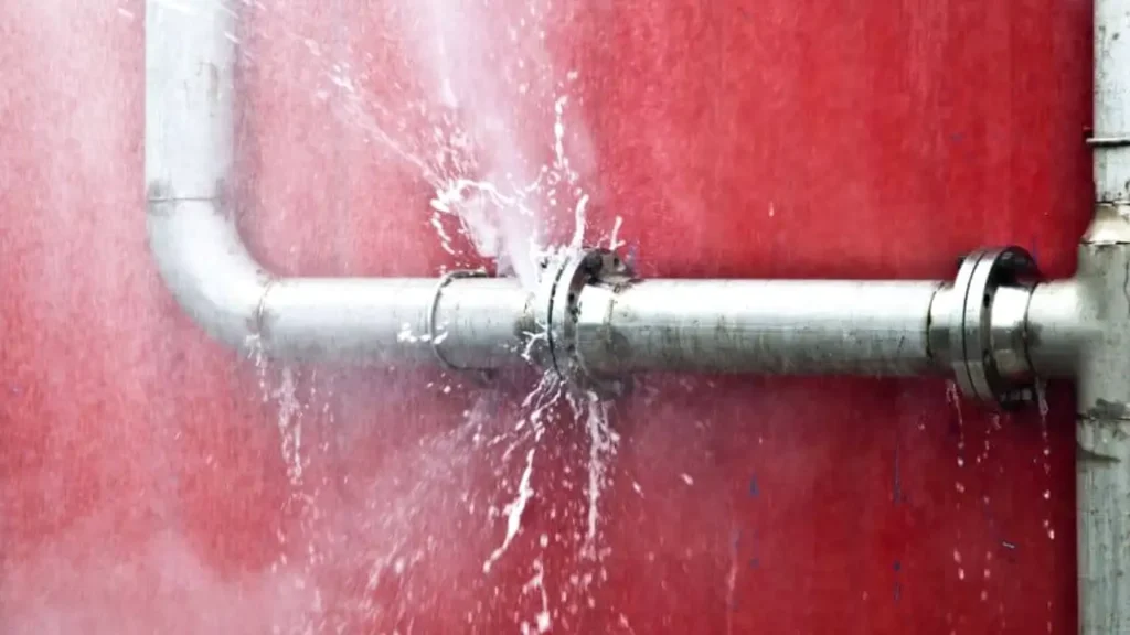 how to seal leaky pipe fitting