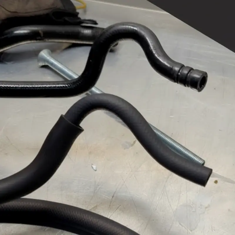 bending rubber hose