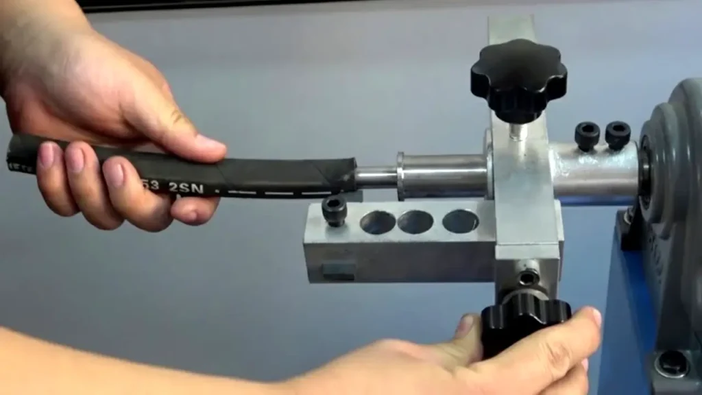 How to Skive Hydraulic Hoses? 1 skiving hydraulic hoses