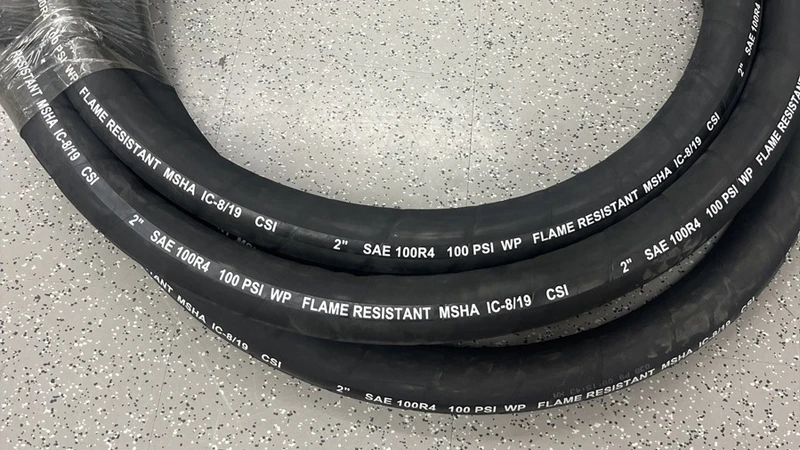 Why Suction Hoses Collapse – How SAE 100R4 Vacuum Hoses Prevent Failure 2 SAE 100R4 Vacuum Rating Explained