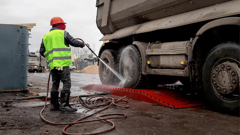 construction site cleaning hose