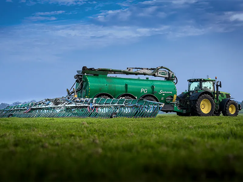 Agricultural Machinery with hydraulic hose