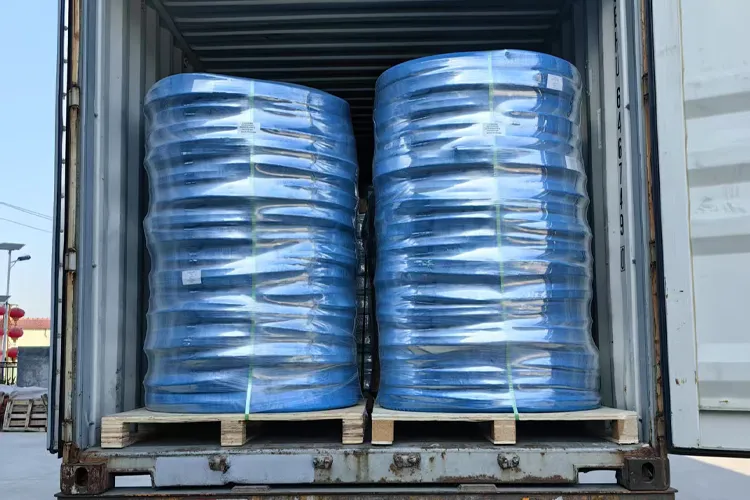 hydraulic hose on pallets
