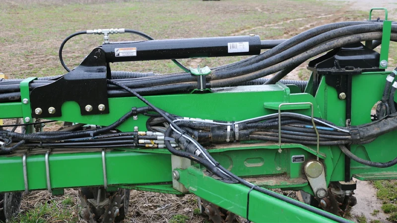 Hydraulic Hoses Used in Seeders and Planters 3 Planter Hydraulic Hoses